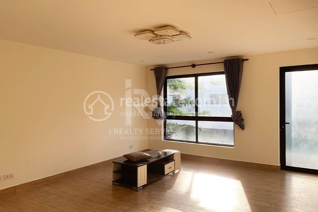 Toul Kork别墅出租，价格$3,300