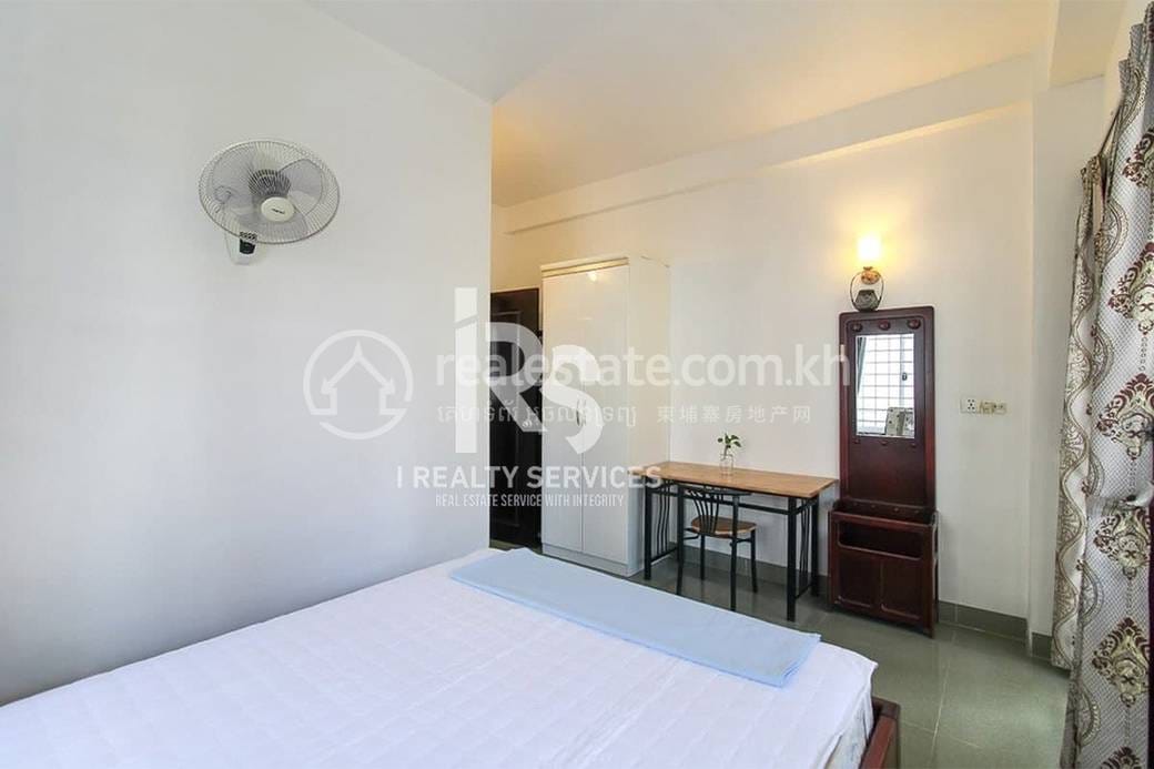 Apartment For Rent in Chamkarmon $300