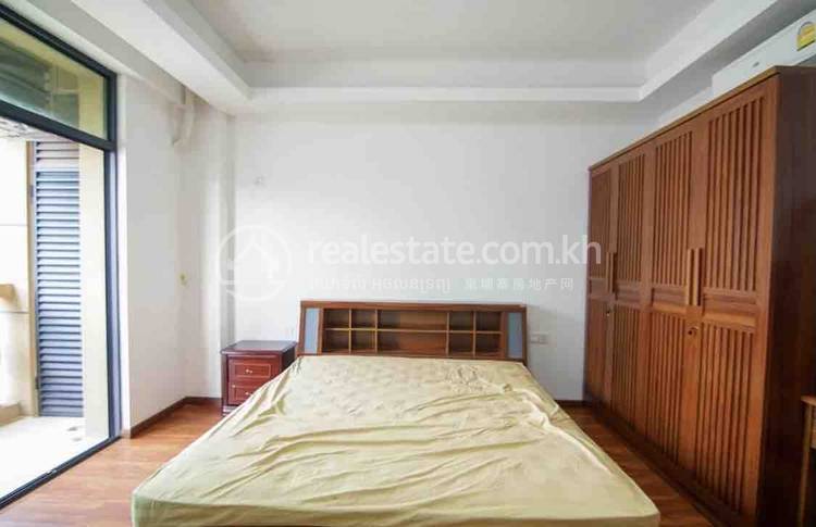 Flat For Rent in Tonle Bassac, Chamkarmon, Phnom Penh