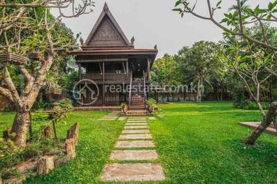Damnak Wat, សាលាកំរើក, សៀមរាប, សៀមរាប