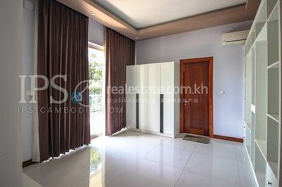  , ទន្លេបាសាក់, ចំការមន, ភ្នំពេញ