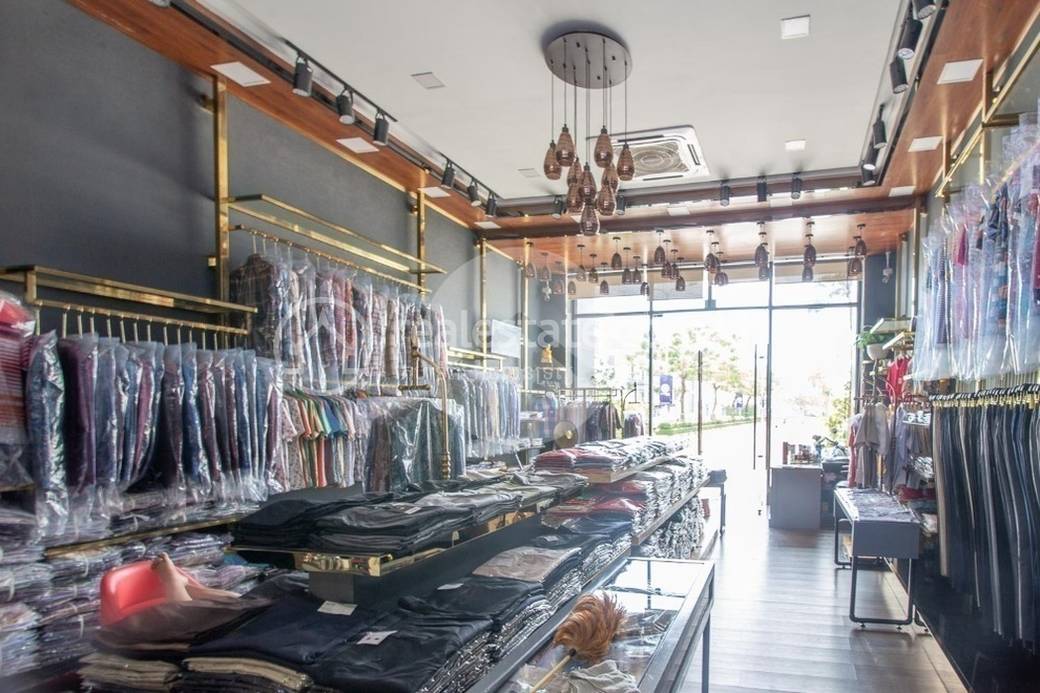 Shophouse For Sale in Chak Angrae Kraom, Meanchey, Phnom Penh