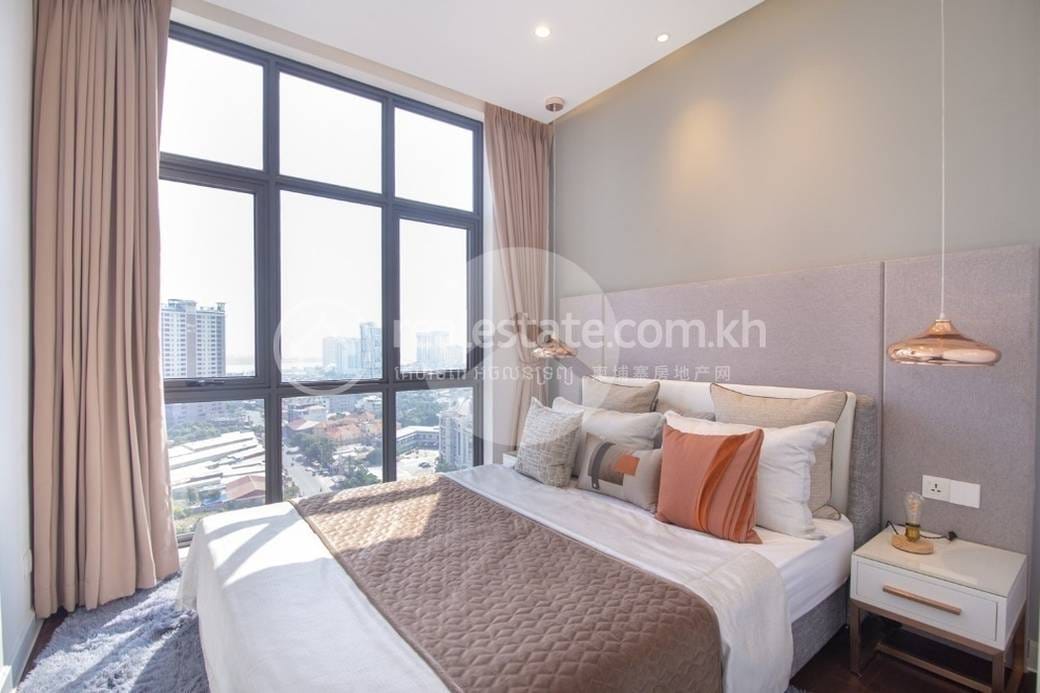 114 sqm Living Size Apartment For Rent in Chroy Changvar
