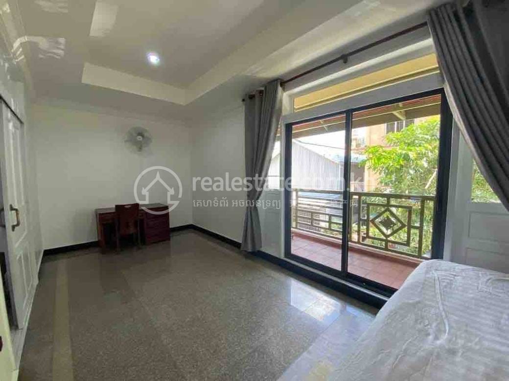 Apartment For Rent in Boeung Prolit, 7 Makara, Phnom Penh