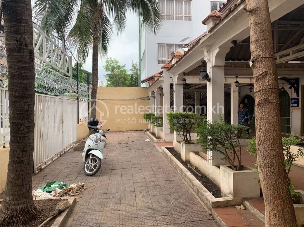 Maison-boutique À louer à Chakto Mukh, Daun Penh, Phnom Penh