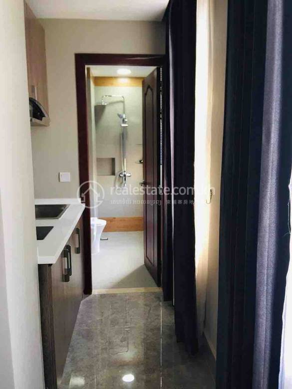 ផ្ទះល្វែង តម្លៃ $450