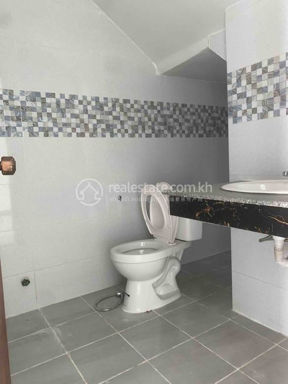 $400 Shophouse