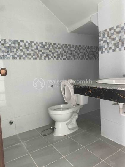 $400 Shophouse