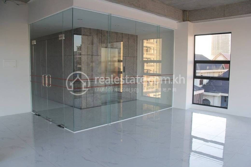 Toul Kork办公物业出租，价格$25,000