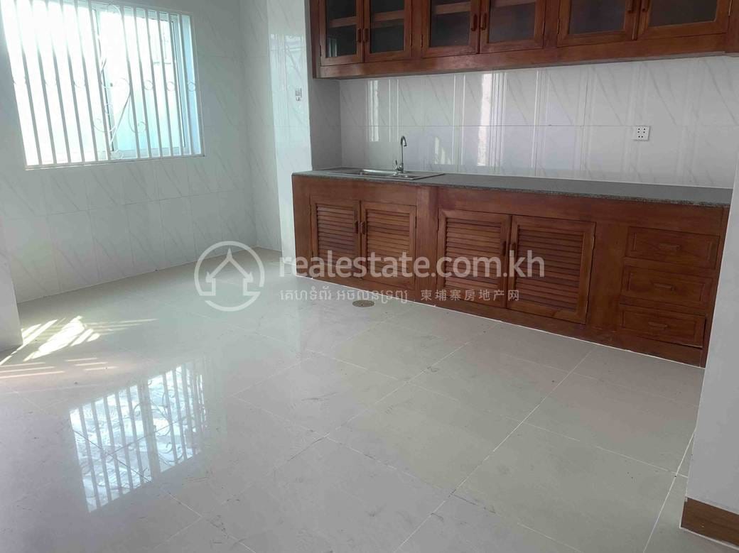 Kamboul Shophouse For Rent in Kamboul Kamboul $400