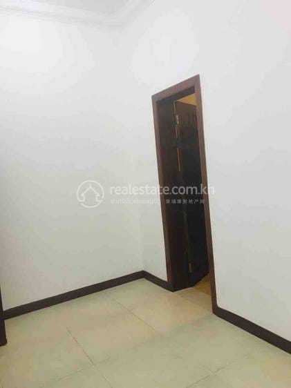 Toul Kork Villa For Rent in Toul Kork