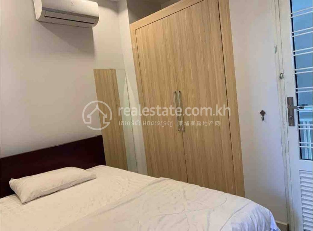 Apartmán K pronájmu in 65, Srah Chak, Daun Penh, Phnom Penh