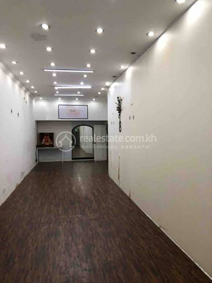 店屋出租，位于, 万景岗2分区（BKK2), 波哥堪, 金边