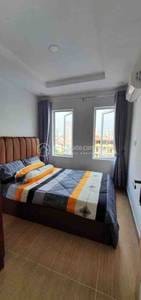 $350 Condo