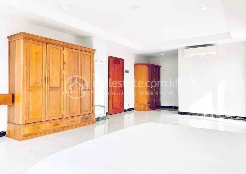 Chamkarmon Апартаменты с Обслуживанием Для Аренды in Toul Tum Poung 1 Chamkarmon $1,200