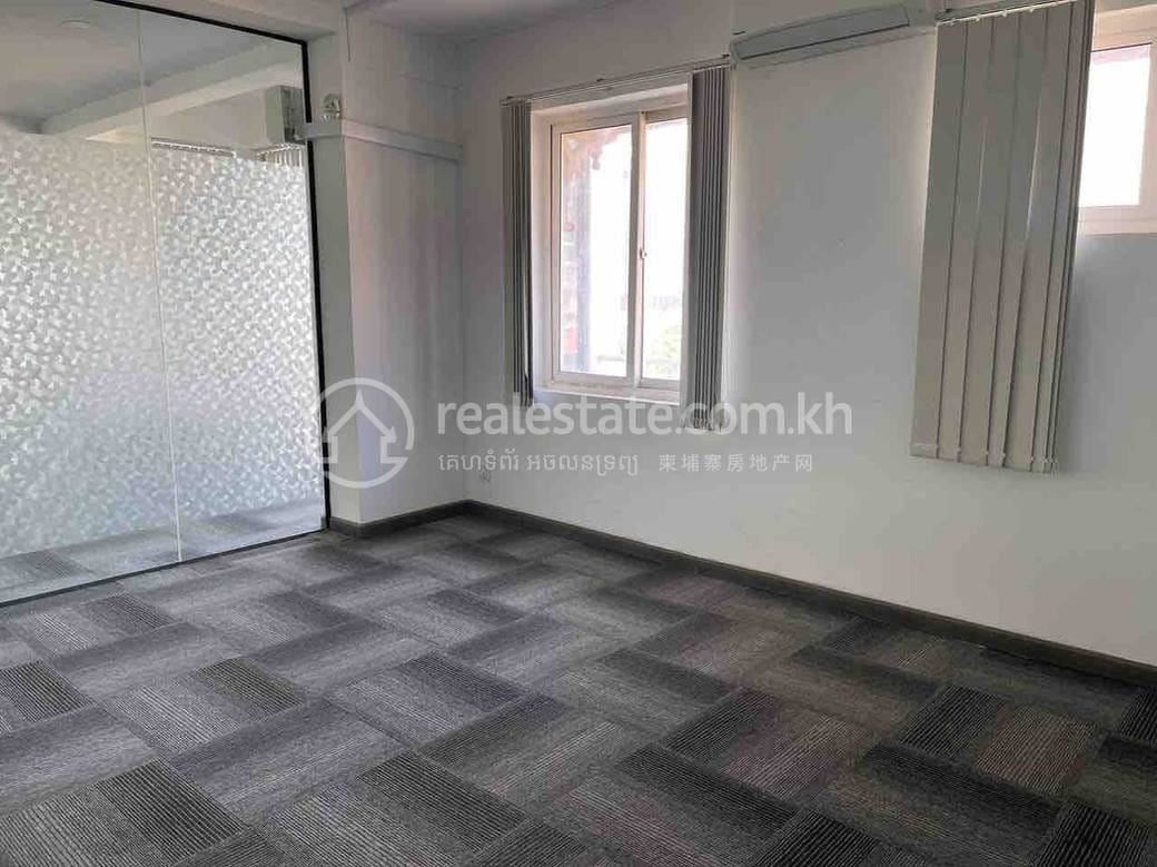 Kanceláře K pronájmu in Daun Penh $1,000