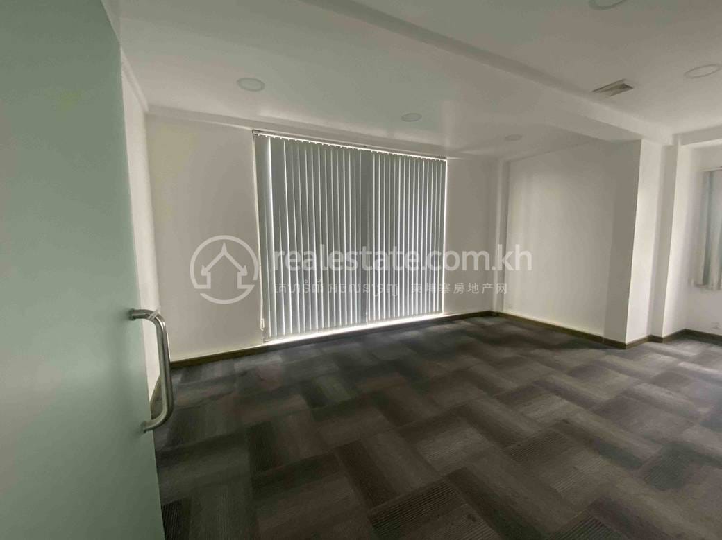 Bureaux À louer à Daun Penh $1,725