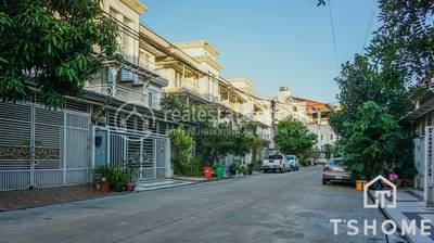  , Phnom Penh Thmey, Sen Sok, พนมเปญ