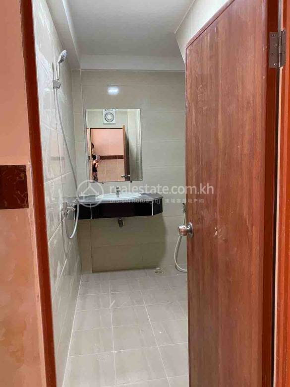 อพาร์ทเม้นท์ สำหรับขาย ใน Por Sen Chey $130,000