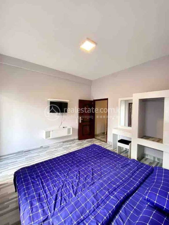 Chamkarmon Apartment For Rent in Chamkarmon
