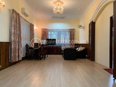 Vila K pronájmu in BKK 1, Boeng Keng Kang, Phnom Penh