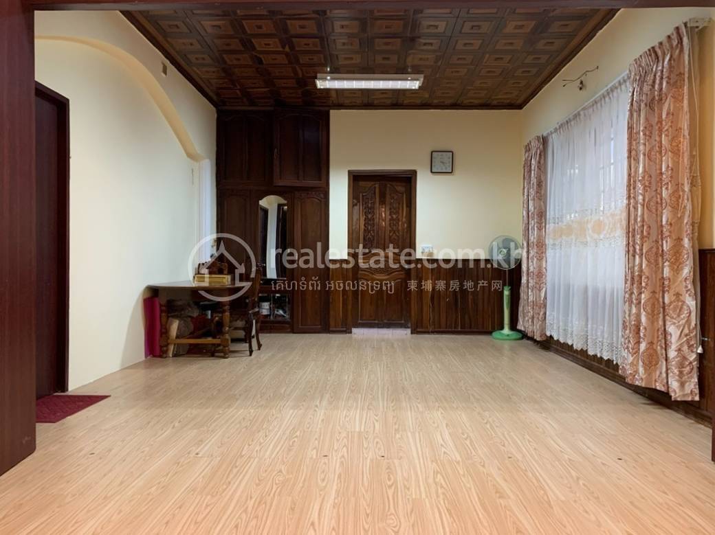 Vila K pronájmu in Boeng Keng Kang $7,000