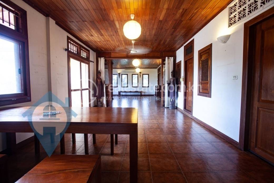 Apartment For Rent in Daun Penh $2,500