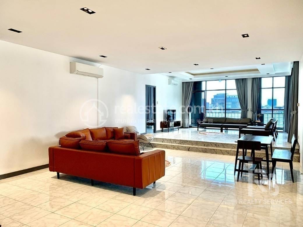 237 sqm Living Size Apartmán K pronájmu in Boeng Keng Kang