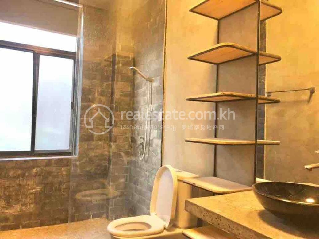 Апартаменты с Обслуживанием Для Аренды in Chamkarmon $700