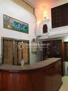 Phsar Thmei II, Daun Penh, Phnom Penh