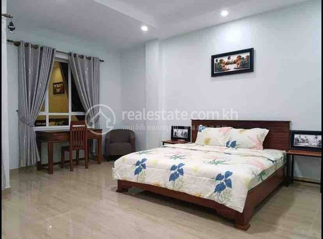 $350 のサービスアパート