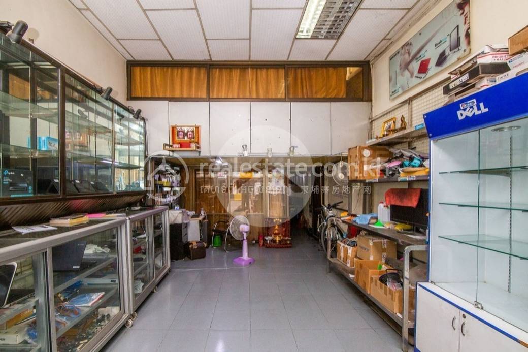 ตึกแถว สำหรับขาย ใน, มิตรภาพ, เจ็ดมกรา, พนมเปญ
