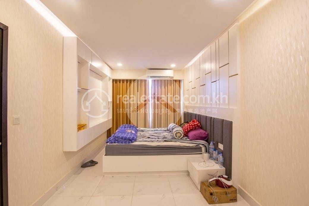 คอนโด สำหรับขาย ใน Russey Keo $90,000