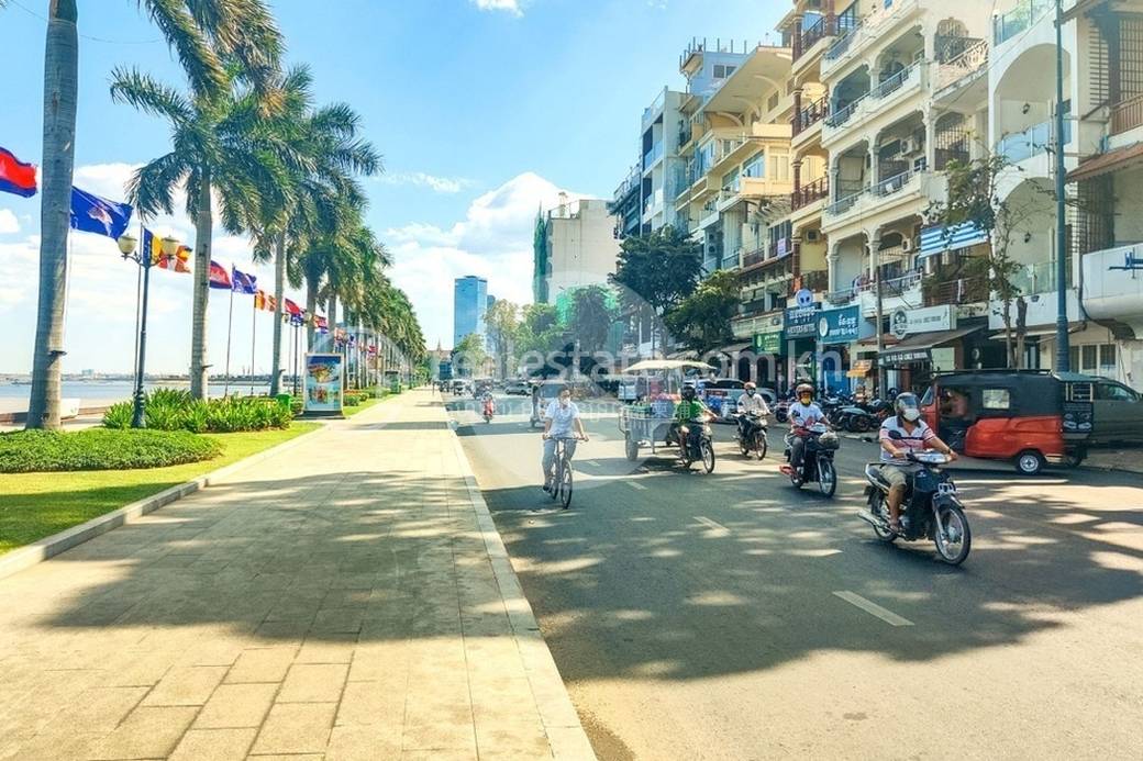 Daun Penh店屋出售，位于Daun Penh