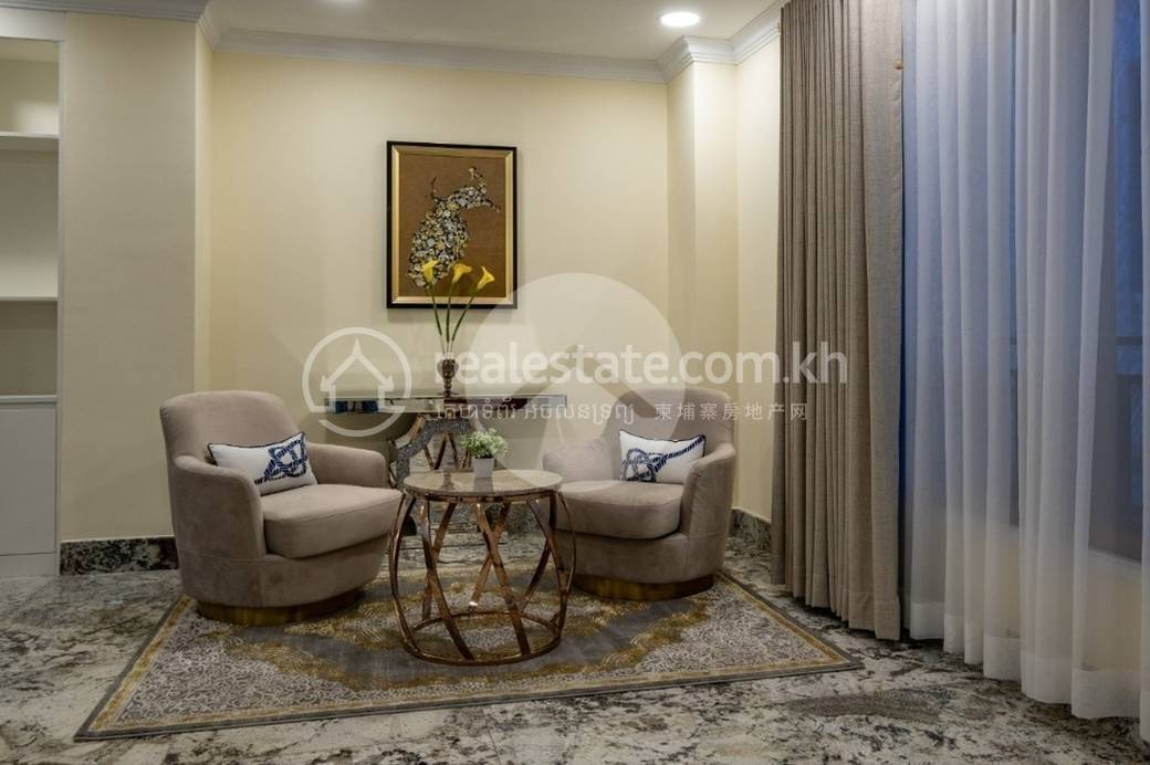 Appartement avec services À louer de 100 m² habitables à Boeng Keng Kang