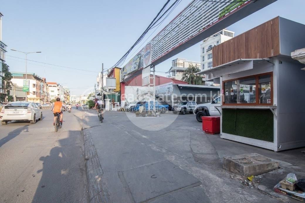 Lot À louer à Daun Penh $18,000