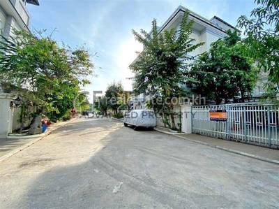  , Phnom Penh Thmey, Sen Sok, プノンペン