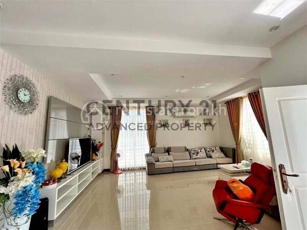 Phnom Penh Thmey Vila Na prodej in Phnom Penh Thmey