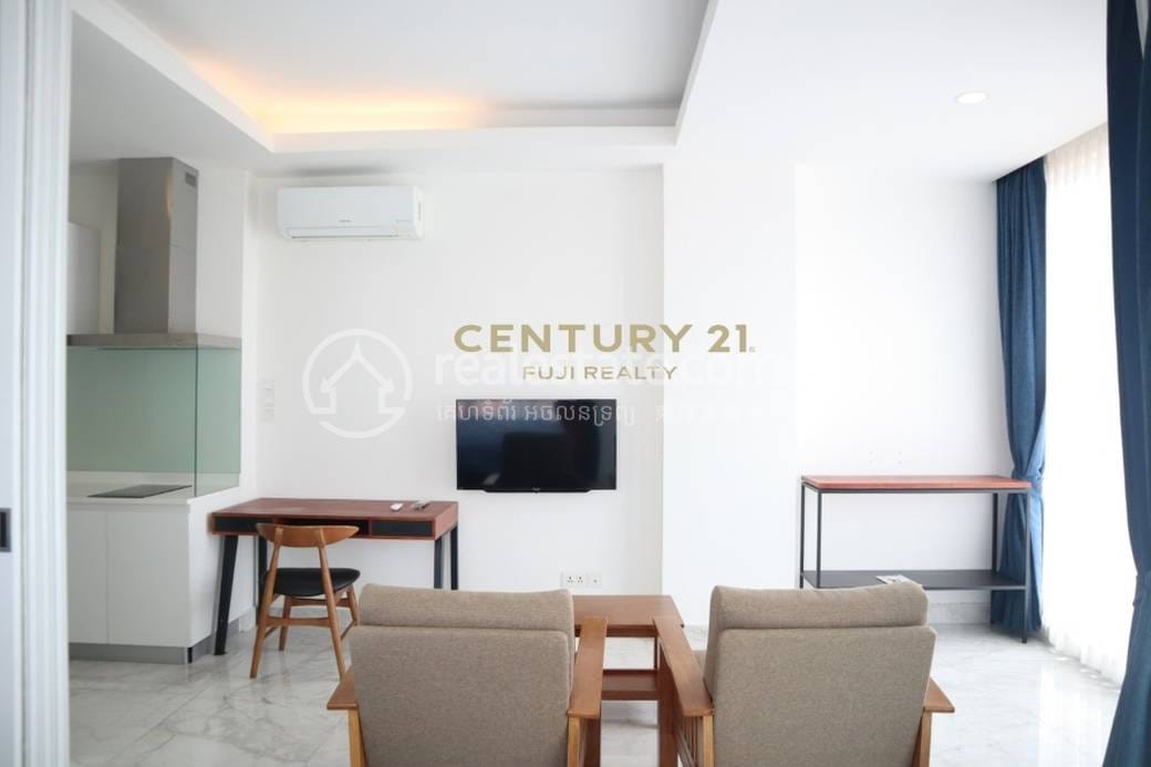 J Tower Condo | Condo Na prodej with 1 Parking Space