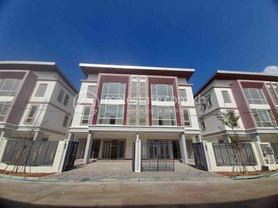 residential Terrace for sale in Preaek Ta Sek ID 202727