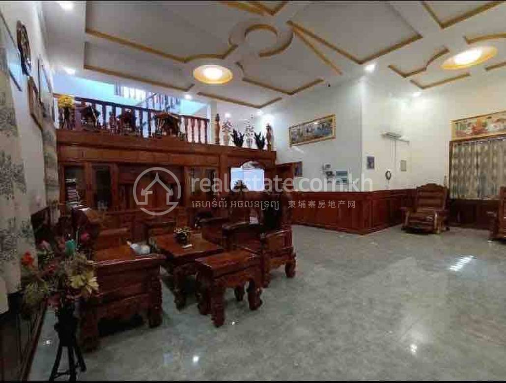 $3,500 Vila