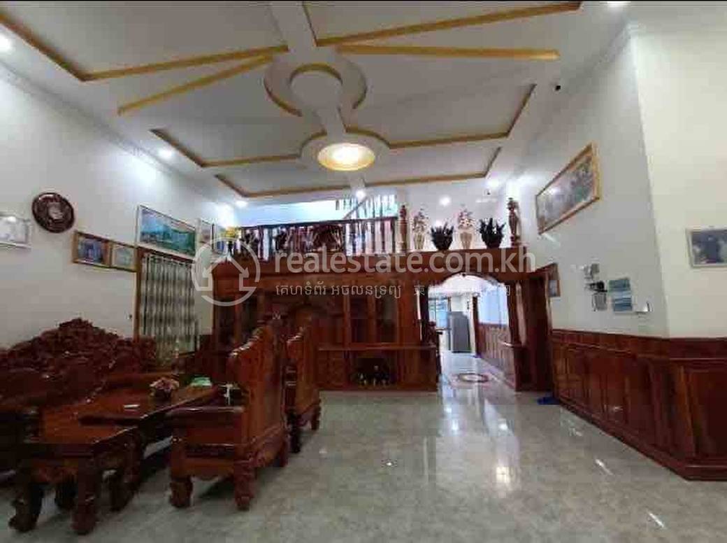 Zařízeno Vila K pronájmu