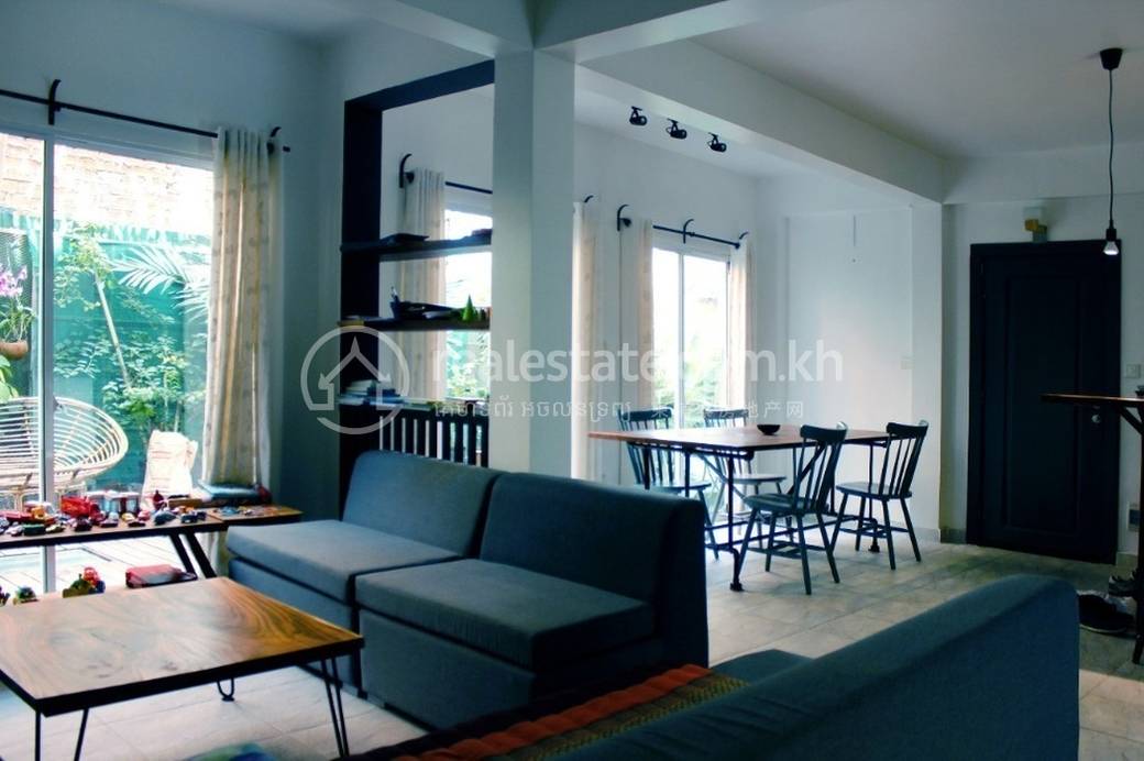 ផ្ទះល្វែង តម្លៃ $1,000