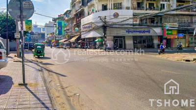  , ផ្សារថ្មី, ដូនពេញ, ភ្នំពេញ