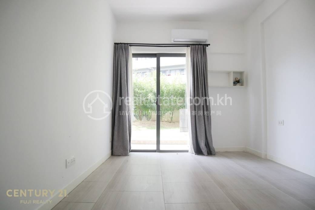 Por Sen Chey Condo For Sale in Por Sen Chey