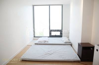 The Penthouse Residence | Condo For Sale in Chamkarmon $290,000