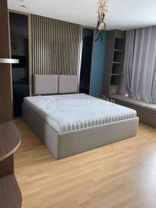 คอนโด สำหรับเช่า ใน 7 Makara $1,000