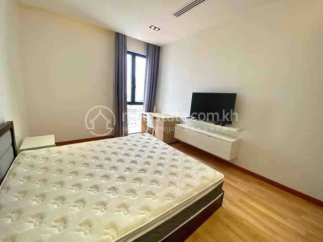 Apartmán se službami K pronájmu in Boeng Keng Kang $1,750