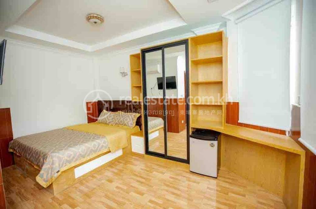 ខុនដូ សំរាប់ជួល នៅToul Kork តម្លៃ $350