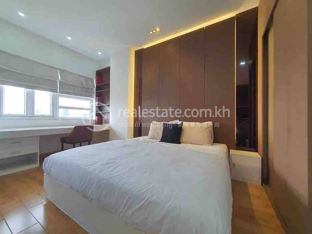 Апартаменты с Обслуживанием Для Аренды in Chamkarmon $550
